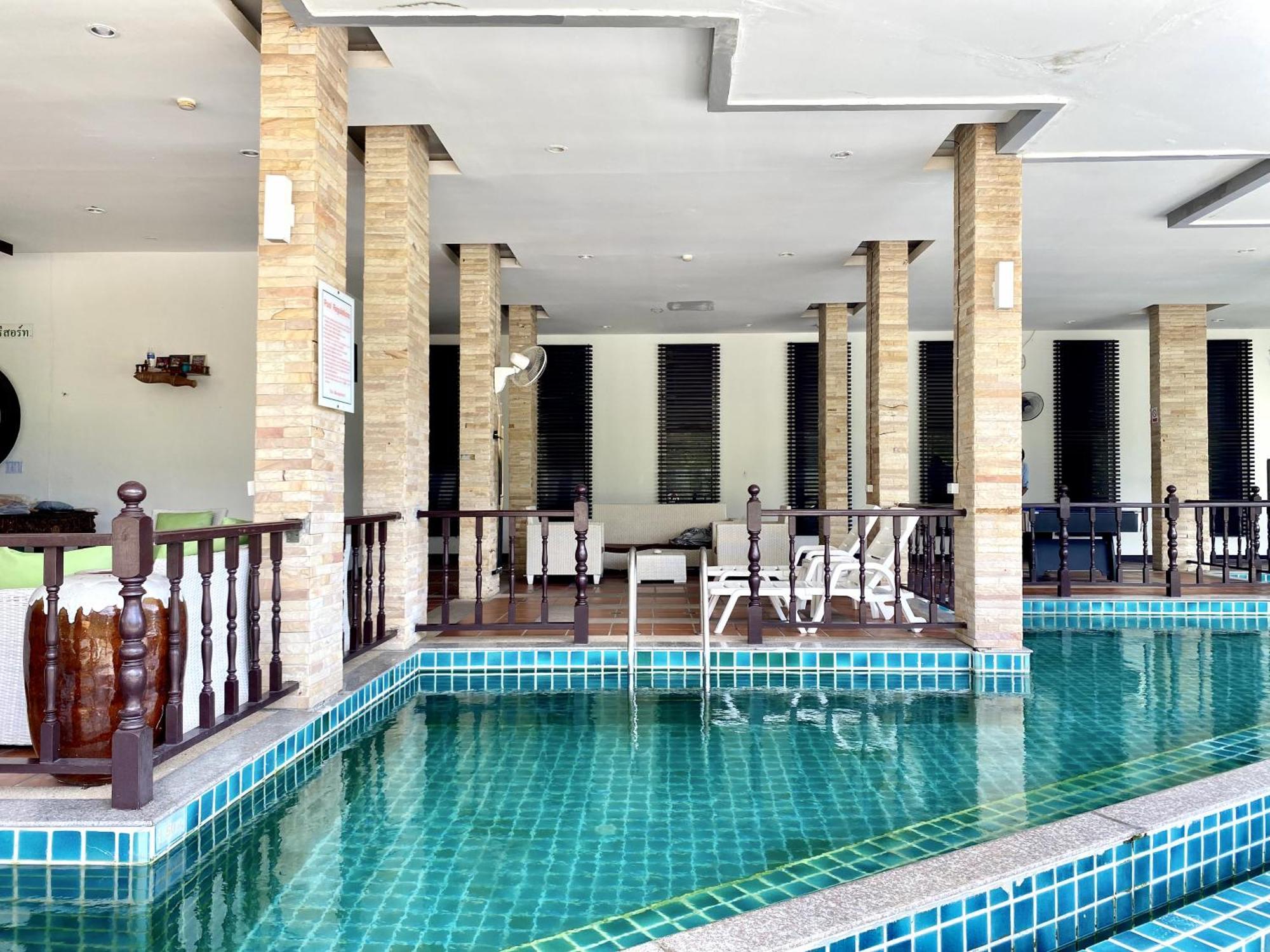 Apk Resort Patong Exterior foto