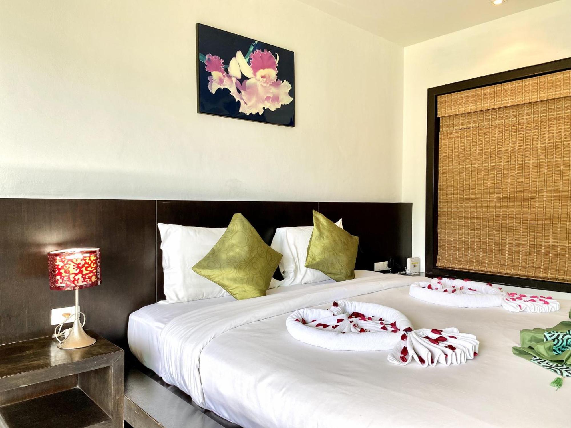 Apk Resort Patong Exterior foto