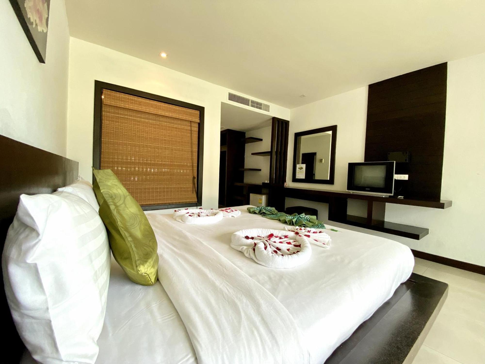Apk Resort Patong Exterior foto