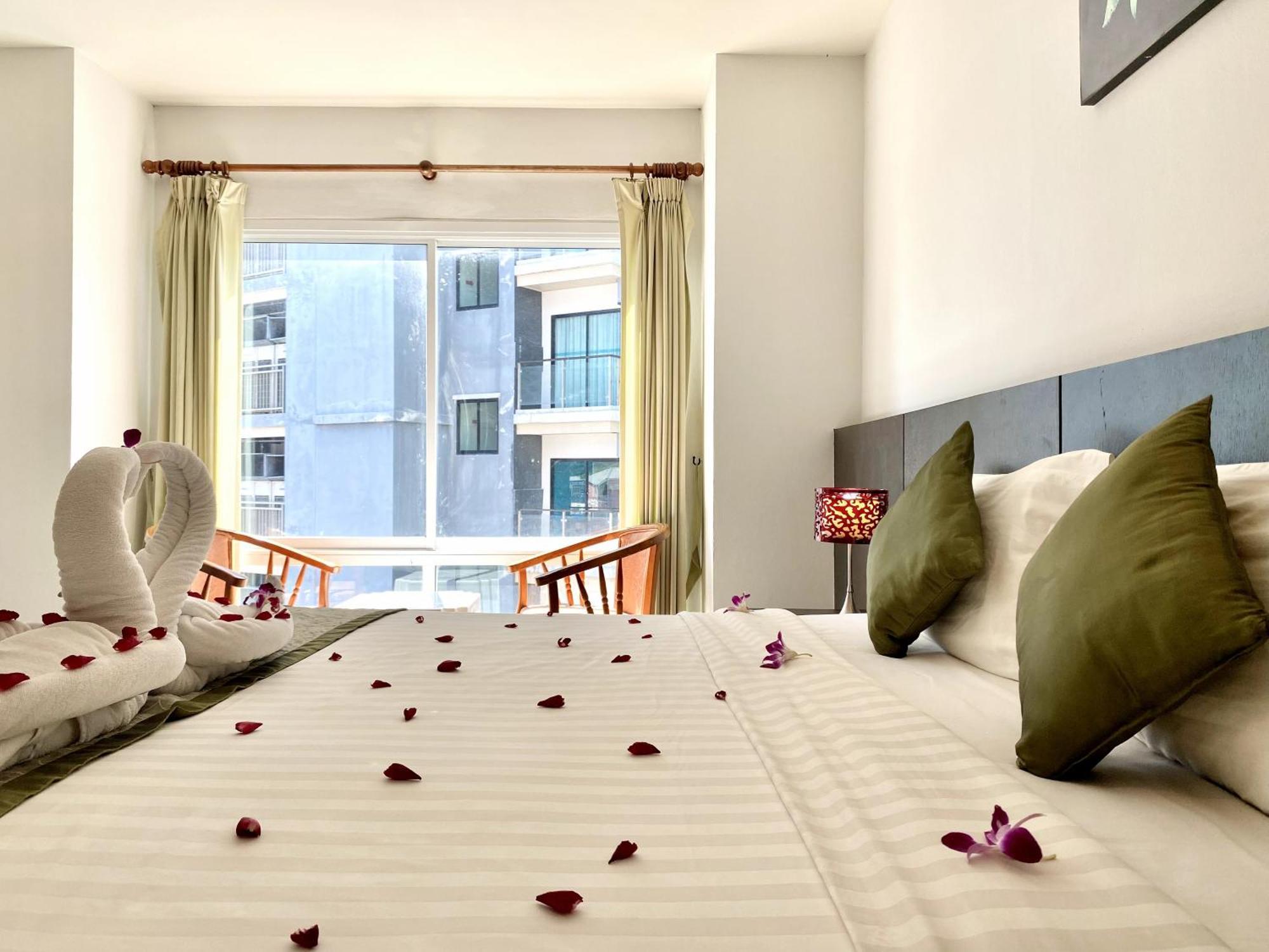 Apk Resort Patong Exterior foto